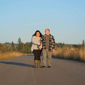 Meet your Posher, Lora